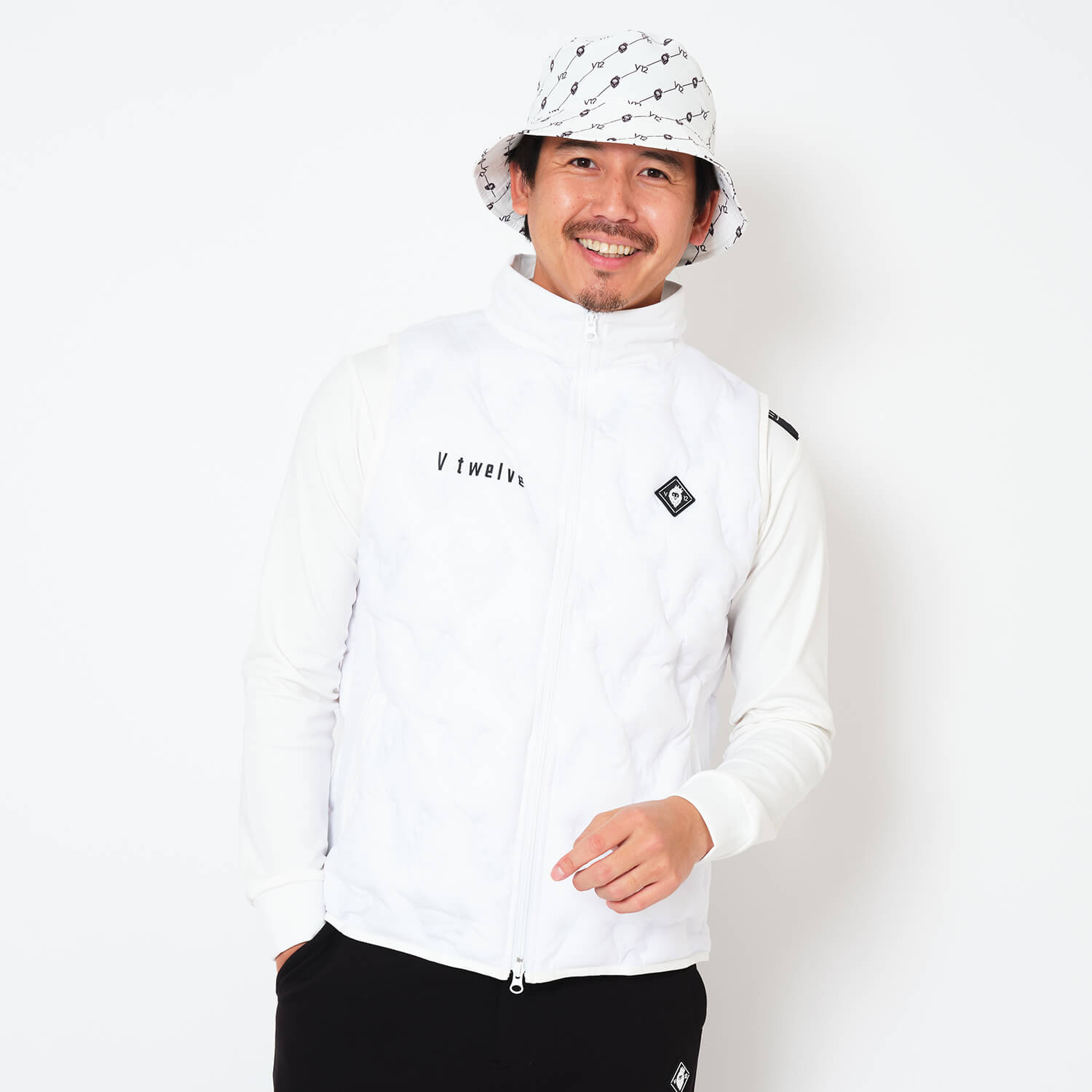 V12] ゴルフ メンズ ベスト BACK TAPE VEST | 【公式通販】