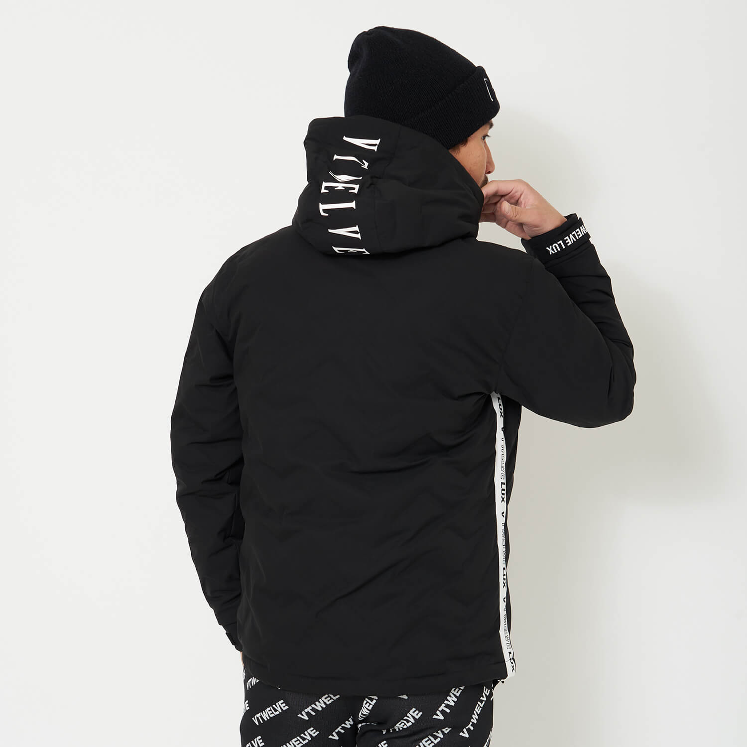 V12 ゴルフ メンズ ダウンジャケット LX SIDE TAPE DOWN JKT | 【公式