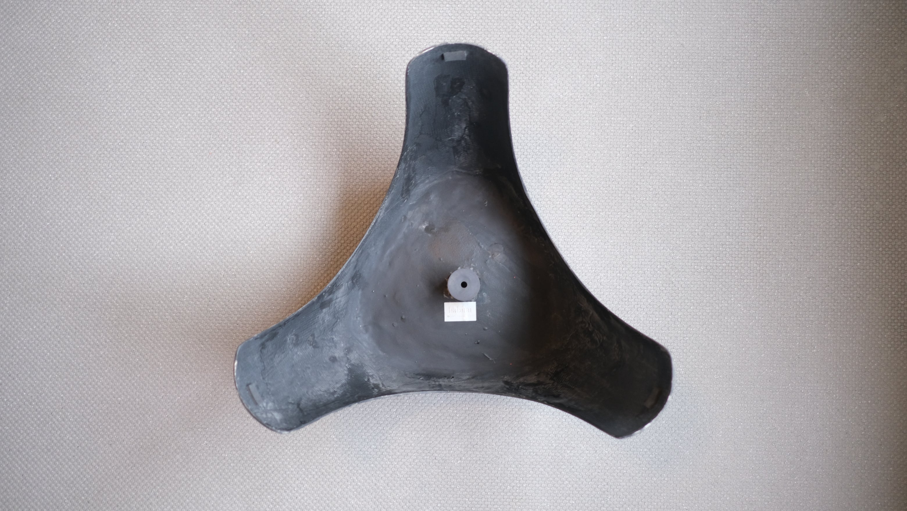 柳宗理 エレファントスツール Elephant Stool｜Habitat社 復刻モデル