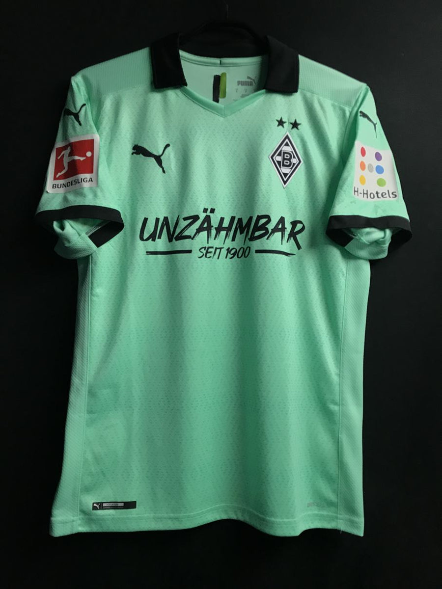 シュツットガルト(フルスポンサー入り)トレーニングウェア 【公式通販】