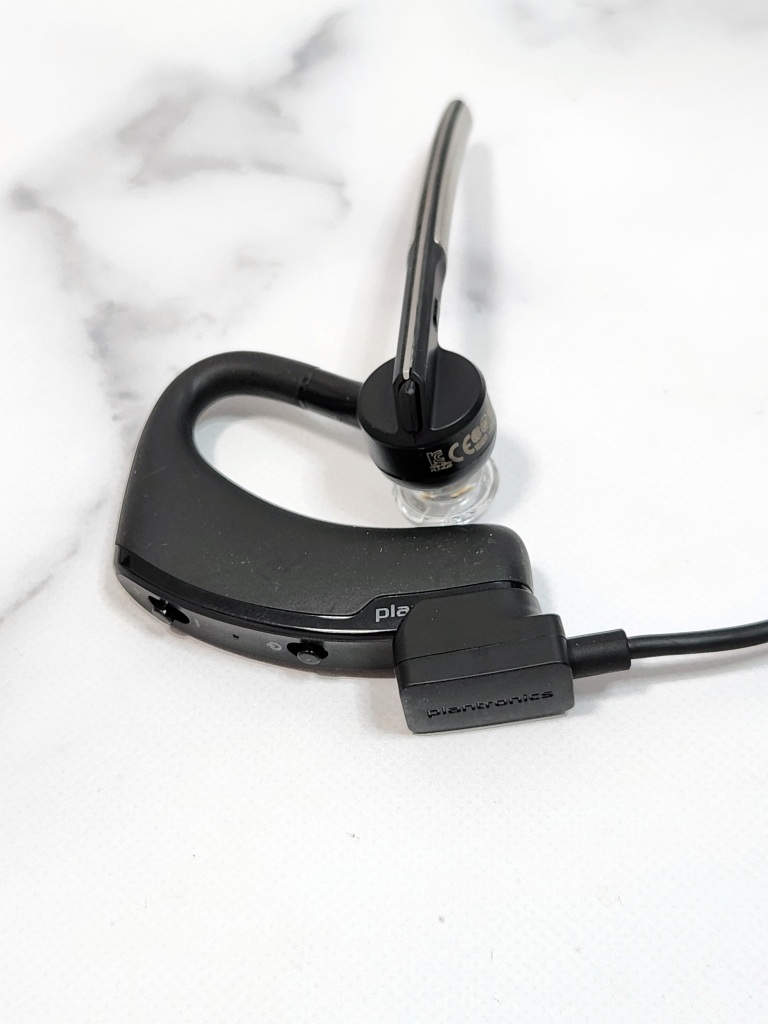 レビュー】テレワークにも最適なVoyager Legendは一生使える片耳ヘッド