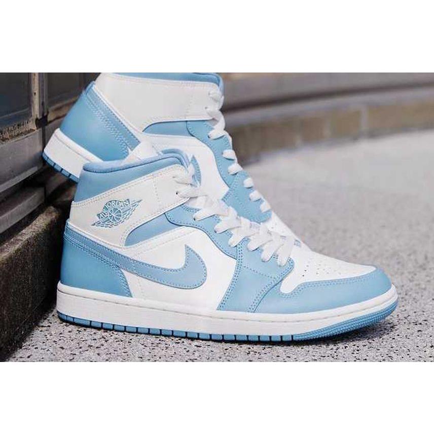 ウィメンズ エアジョーダン1 ミッド ユニバーシティブルー Nike WMNS