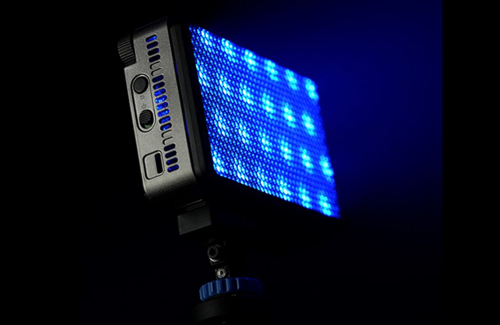 アガイ商事、AputureのオンカメラLEDライト「amaran Ace25」を発売