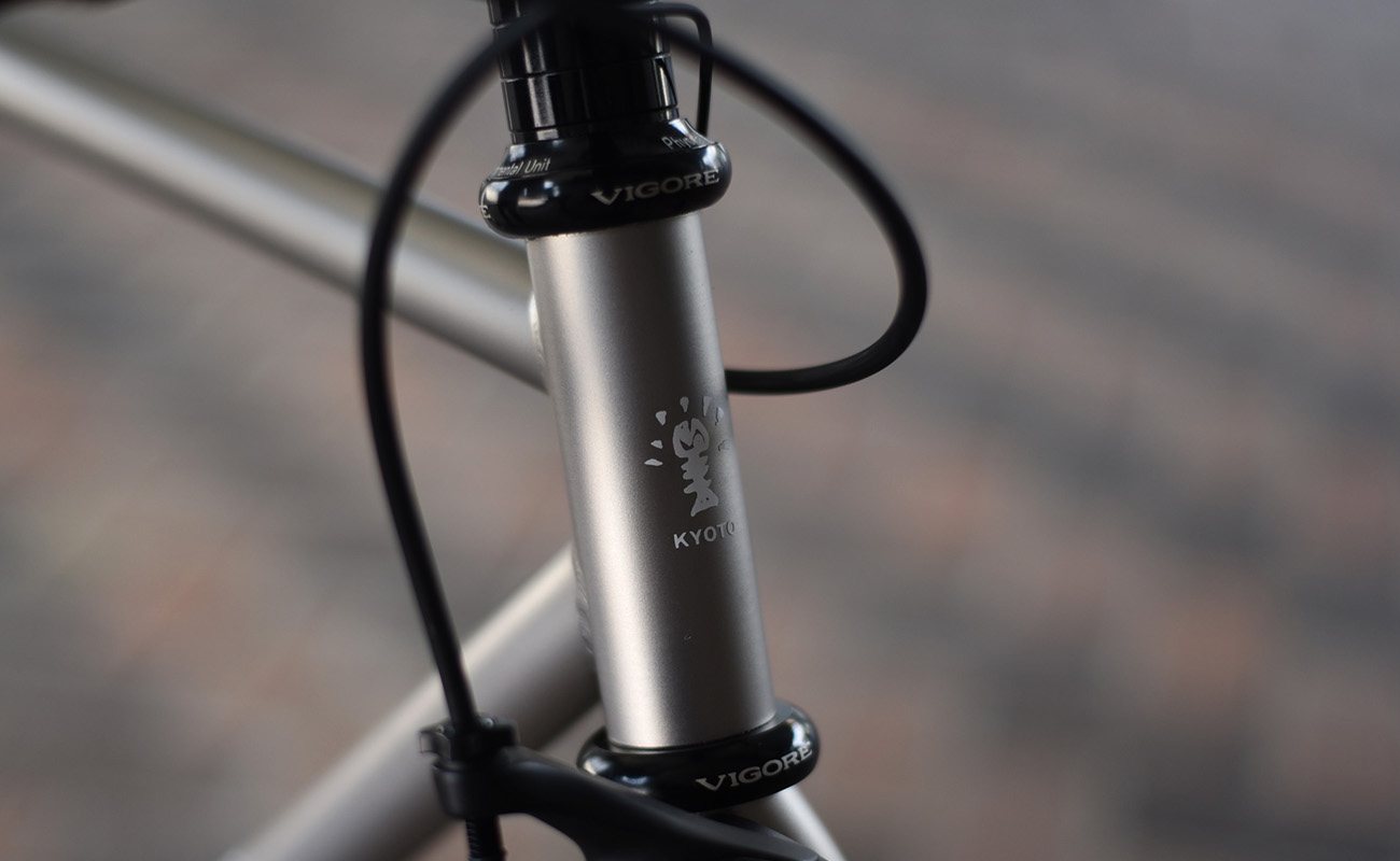 クロモリレーサー Grade RS＋ ULTEGRA Di2仕様 - VIGORE -道具としての