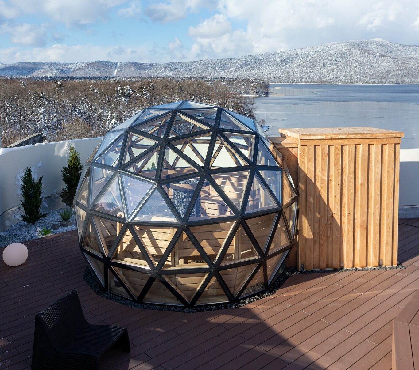 世界初！！ペアガラス サウナドーム | 日本で唯一のドーム専門企業