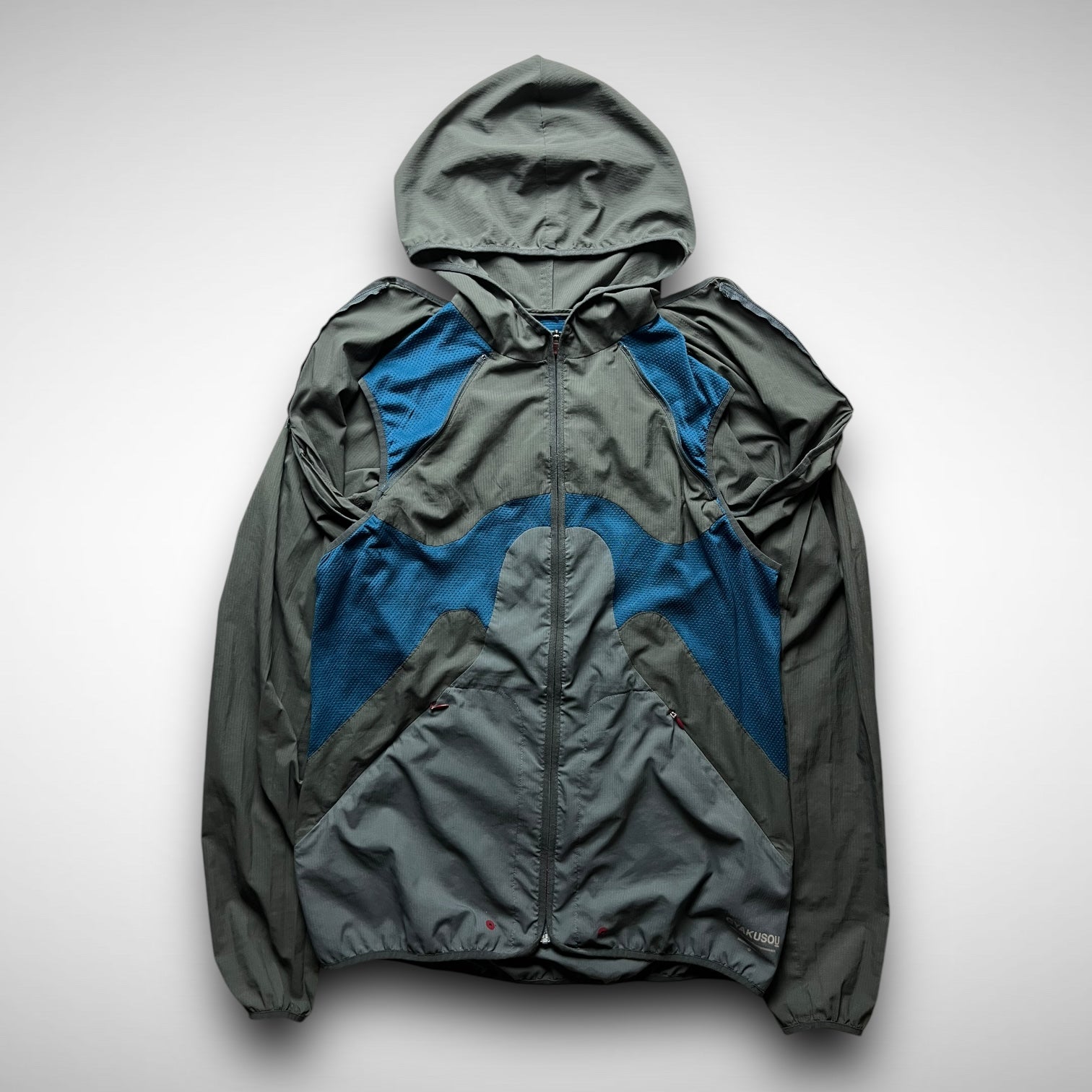 06999DA3-2E67-4351-B770-