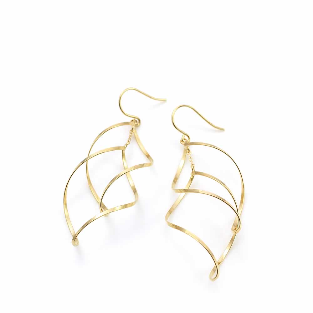 彼女へのプレゼント K18YG オープンリーフ ピアス 18金イエロー