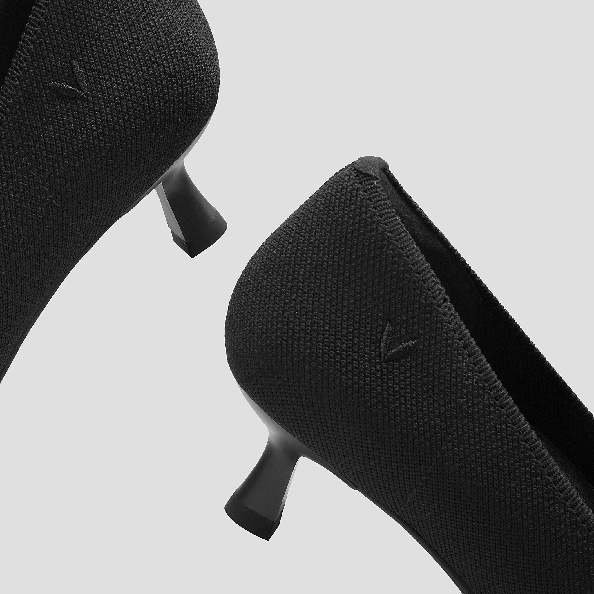 Scarlett] ポインテッドトゥ キトゥンヒール パンプス – VIVAIA JAPAN