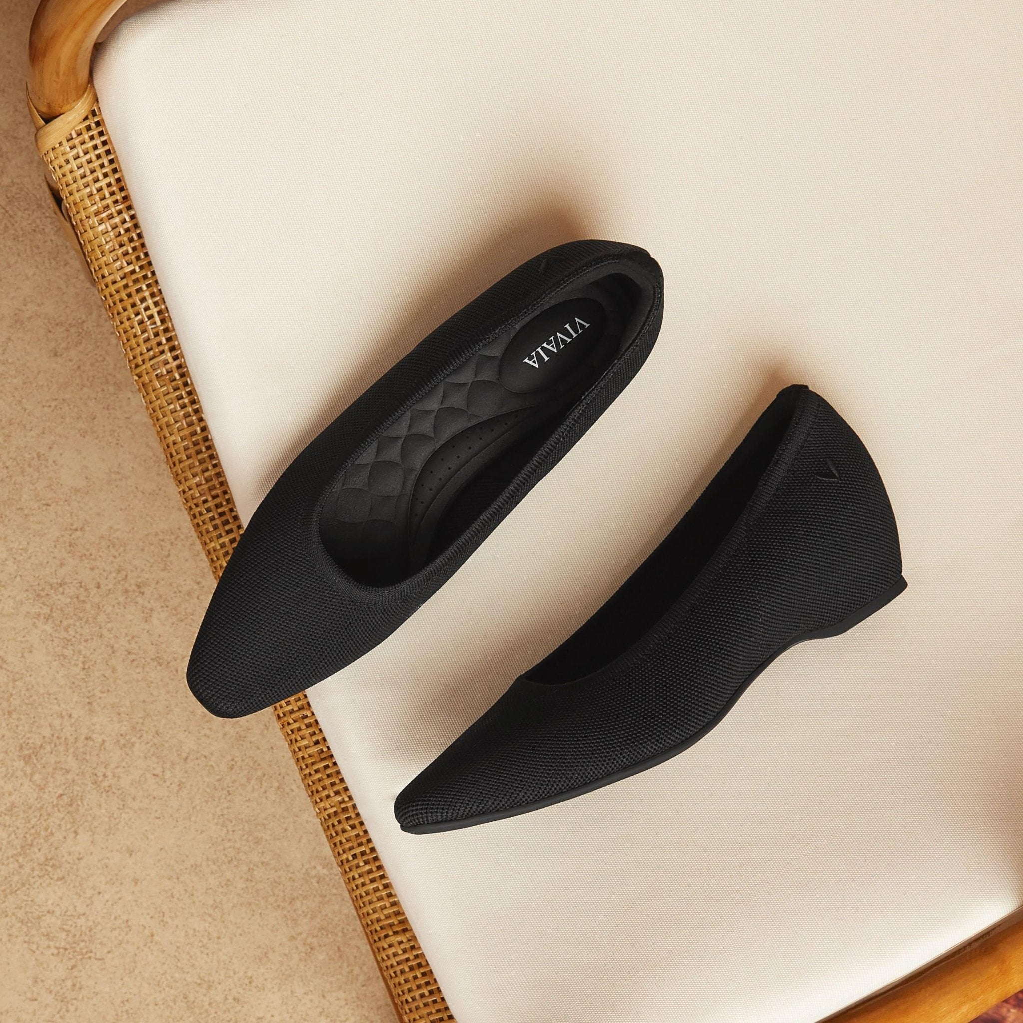 Mackenzi] スモール スクエアトゥ ロウ ウェッジヒール – VIVAIA JAPAN