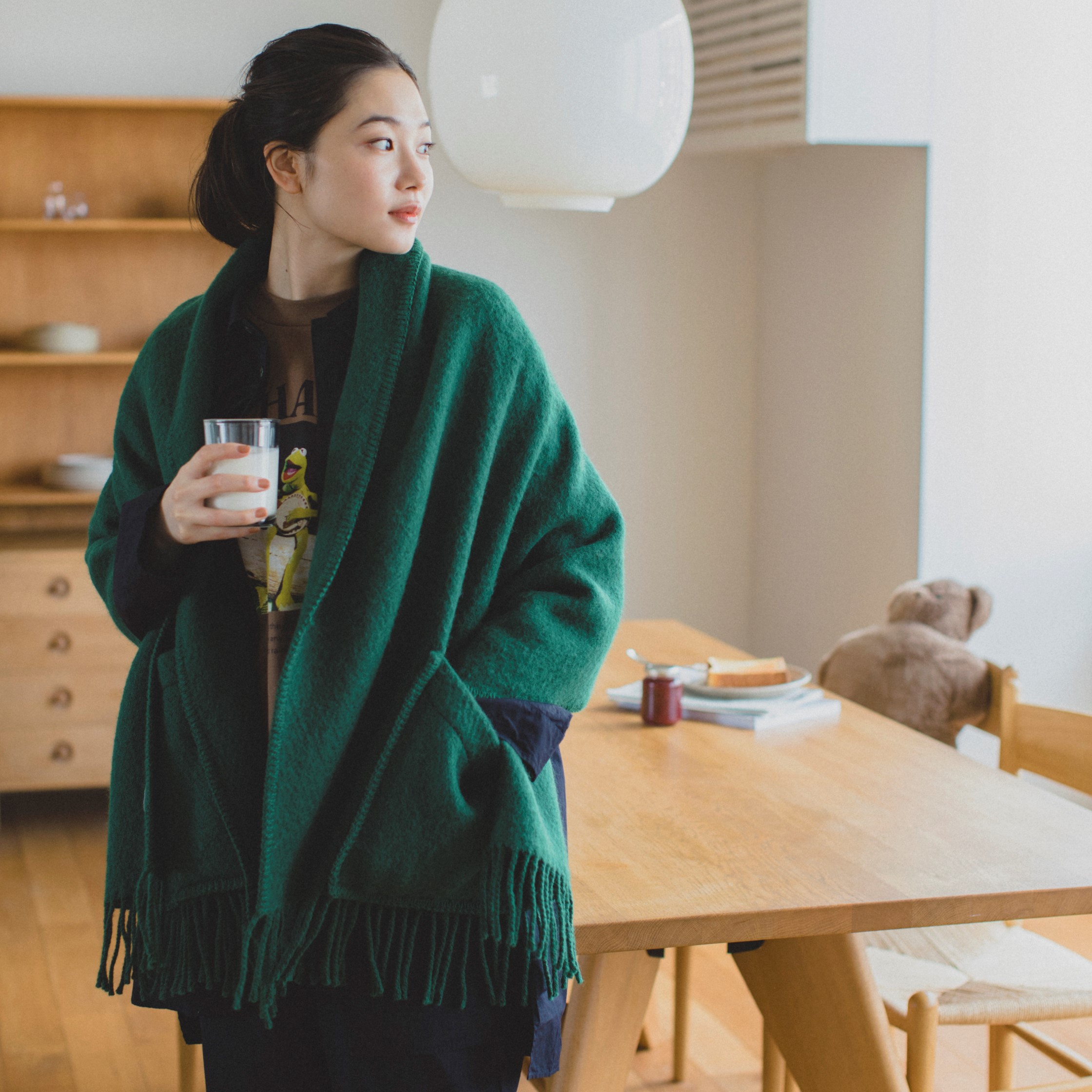 ラプアンカンクリ】大人気！ポケット付きショールにサクラ色など