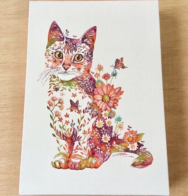 絶賛の声が続出！ 花や植物をコラージュした「猫の水彩画」作品に
