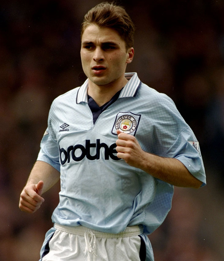 マンチェスター・シティ、人気の「brother」レトロジャージ！昔のユニ