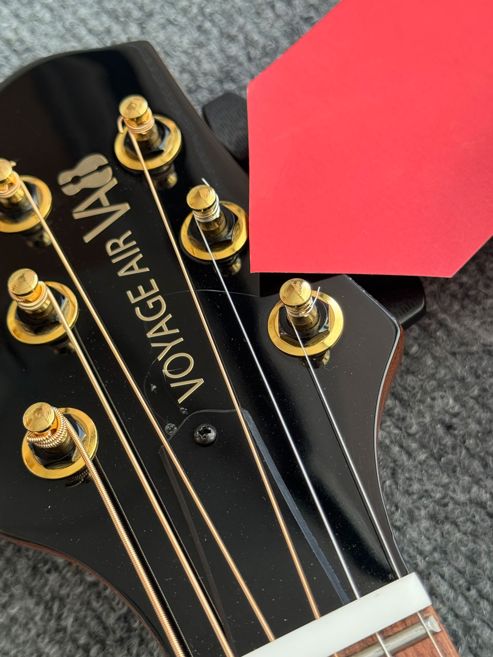 Travel Guitars that are plug & play stage-ready - Voyage Air