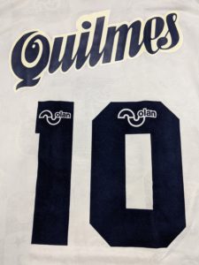 1990年代を象徴するボカ・ジュニアーズのアウェイユニフォーム！10番は