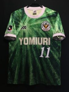 あの世界的デザイナーが手掛けた！ヴェルディ川崎Jリーグ2代目