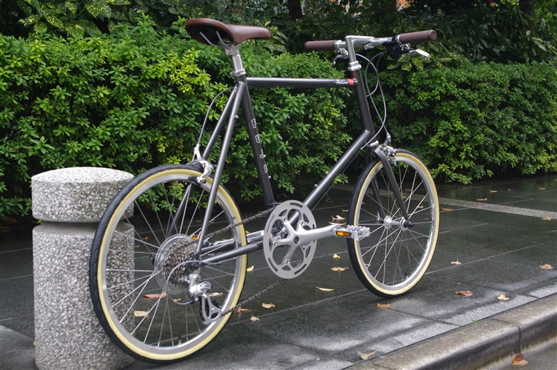 クラシックスタイルの定番ミニベロ | VelostyleTICKET