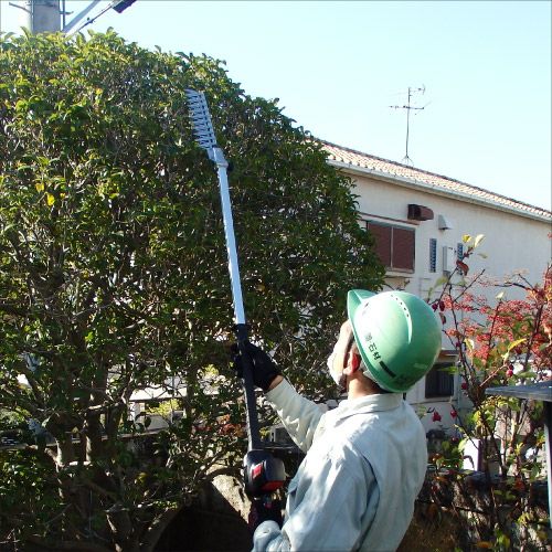 高枝電動バリカンDKRロングチルト付き DKR-1030T-BK｜アルス《公式