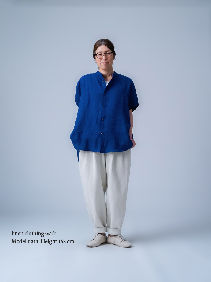 リネンシャツ】 自然な落ち感を生む リネン梨地 スタンドカラー 半袖