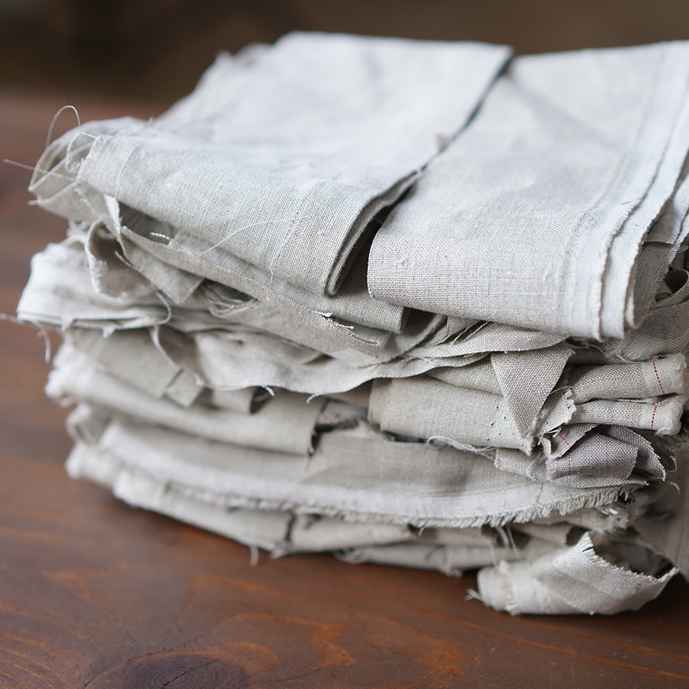 日々価格変動あり！】中身が少し見える! 細長いリネンはぎれBOX！単色