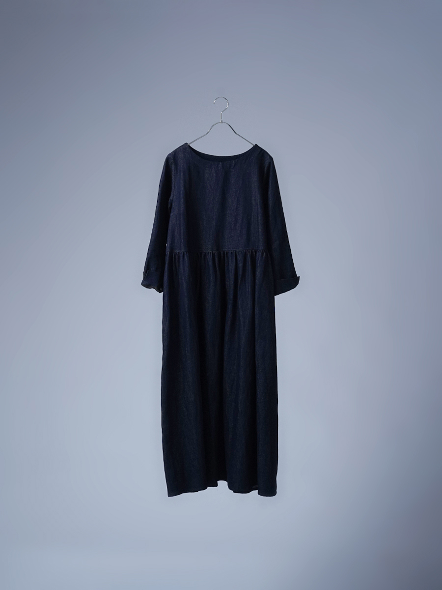 リネンデニムワンピース】歩くとフワッと広がる ギャザードレス