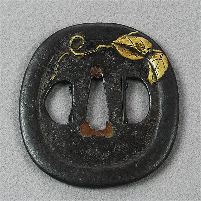 鍔 無銘（甚吾） 菊花図 | 日本刀・刀剣・名刀・短刀の販売・通販