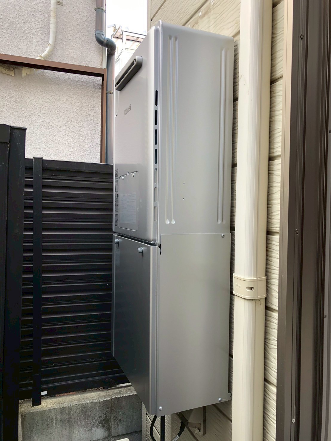 Rinnai リンナイ ガス給湯器(給湯専用) 屋外壁掛型 16号RUX-A1616WA(E