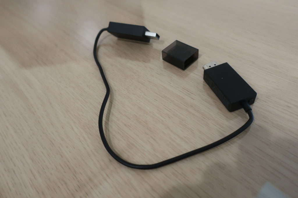 Microsoft】ワイヤレスディスプレイアダプターを買って使ってみた