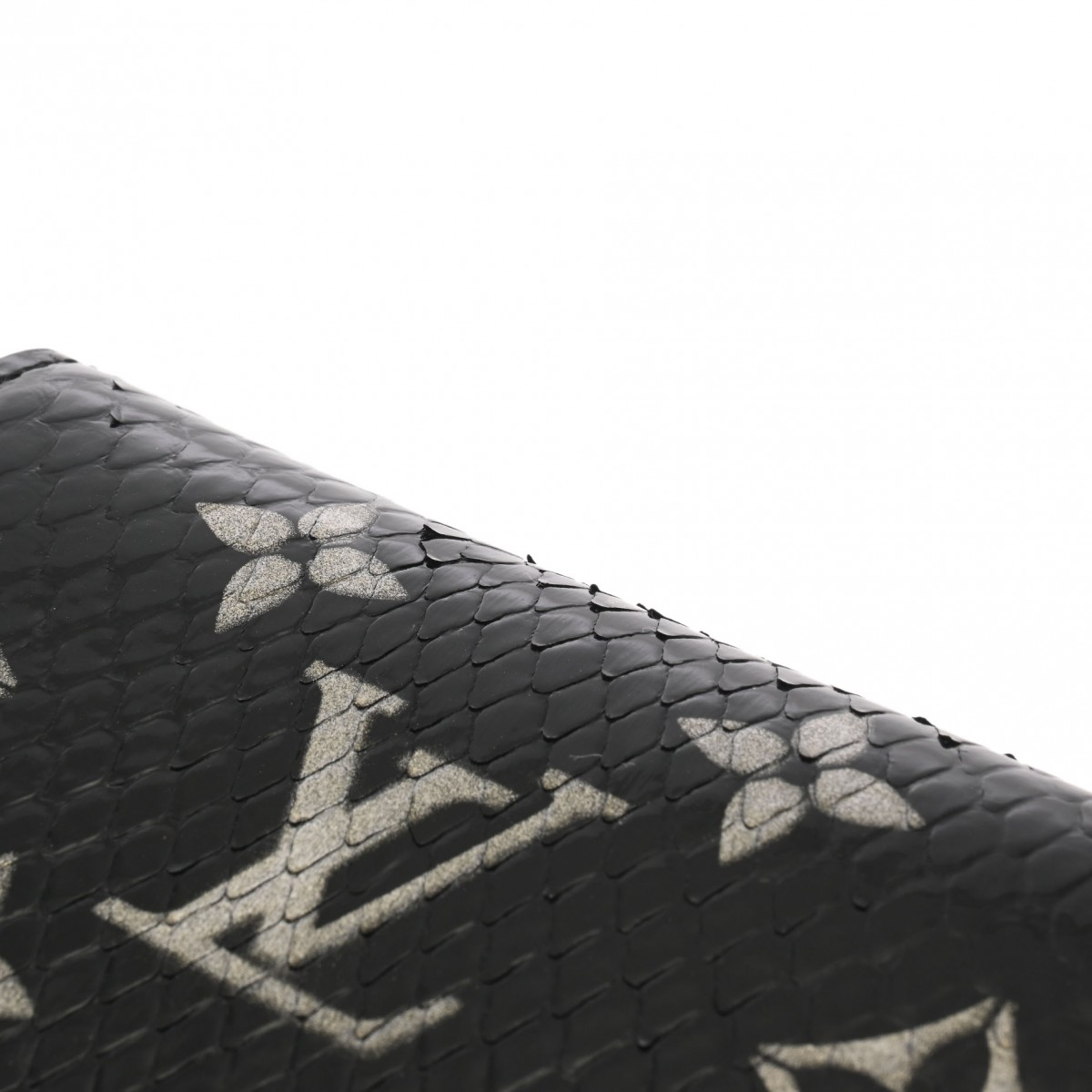 ルイヴィトン モノグラム エキゾチック ジッピーコインパース ノワール