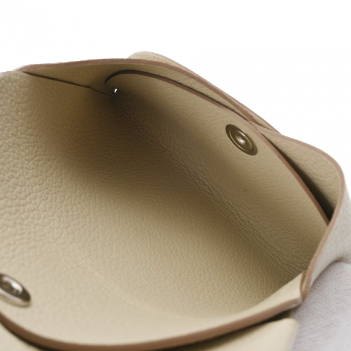 エルメス カルヴィ デュオ ベトン エバーカラー ユニセックス 【未使用