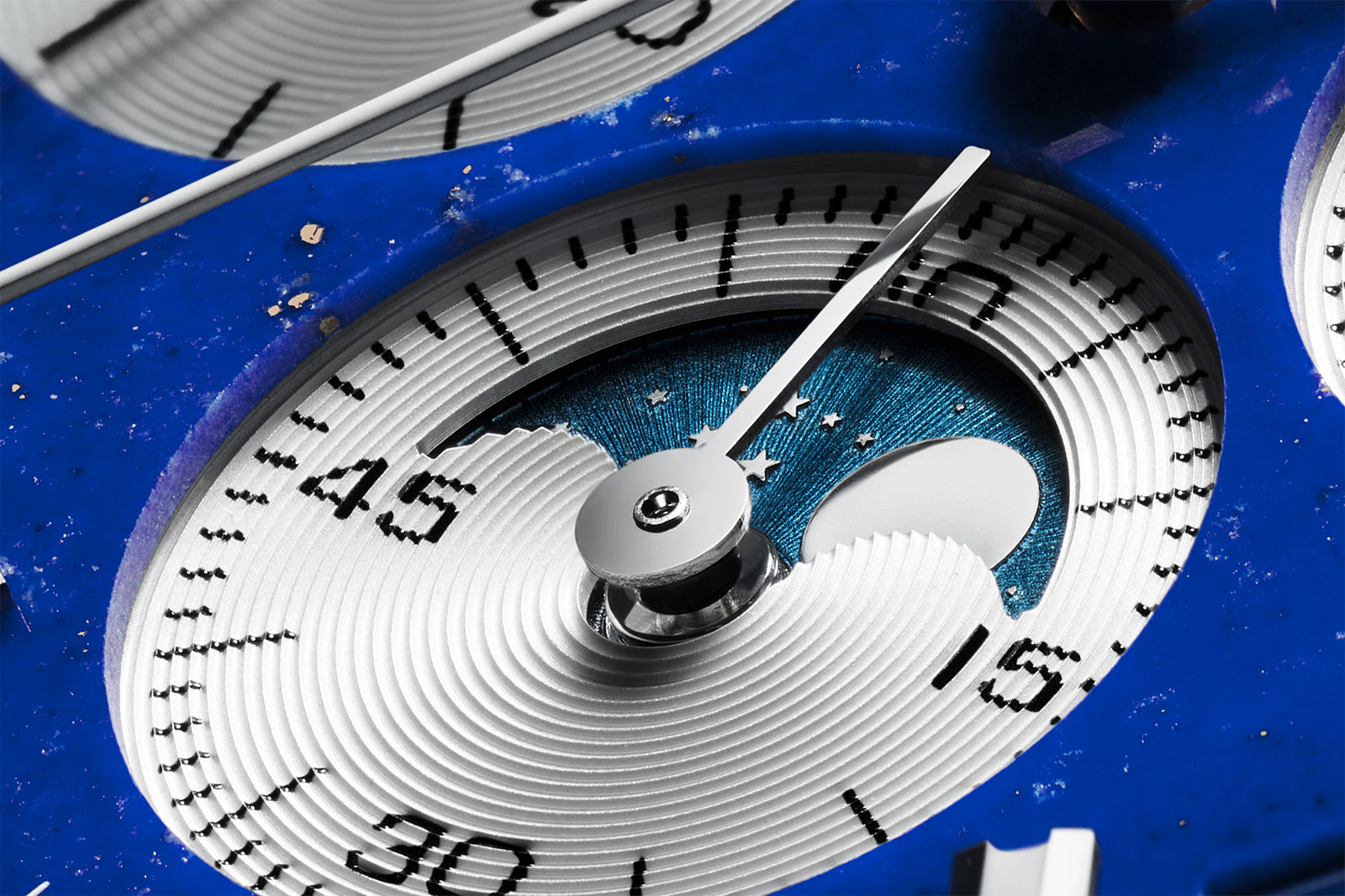 Zenith Introduces the Chronomaster Original Triple Calendar Lapis