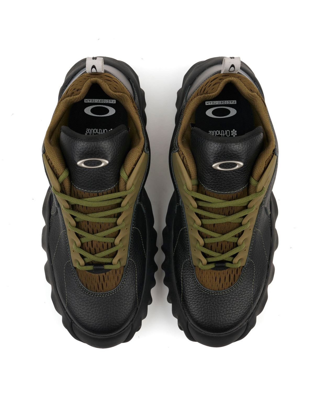 Oakley Factory Team Full Grain Leather Chop Saw - Black/Chive