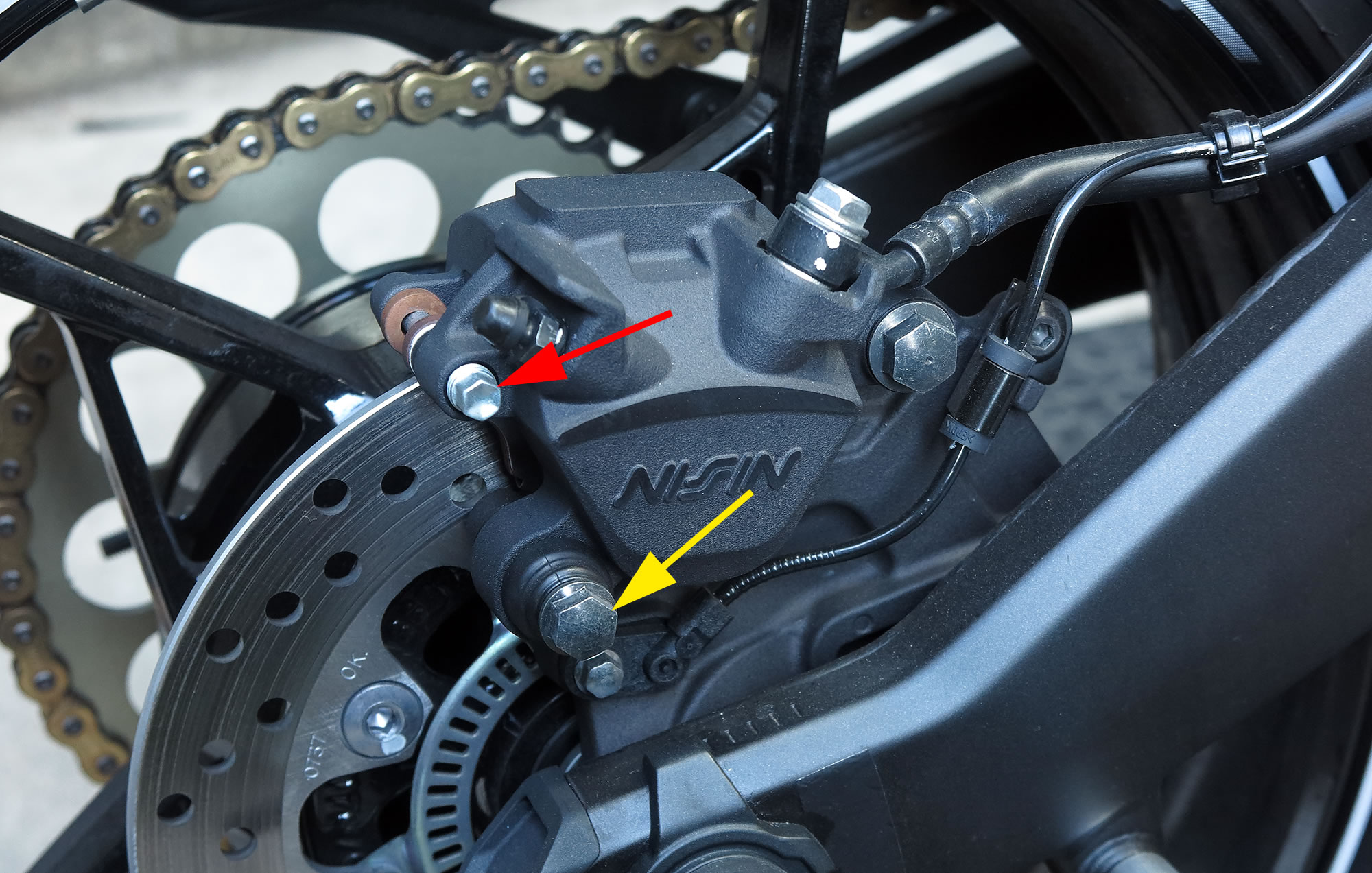 ZX-25R リアブレーキパッド交換