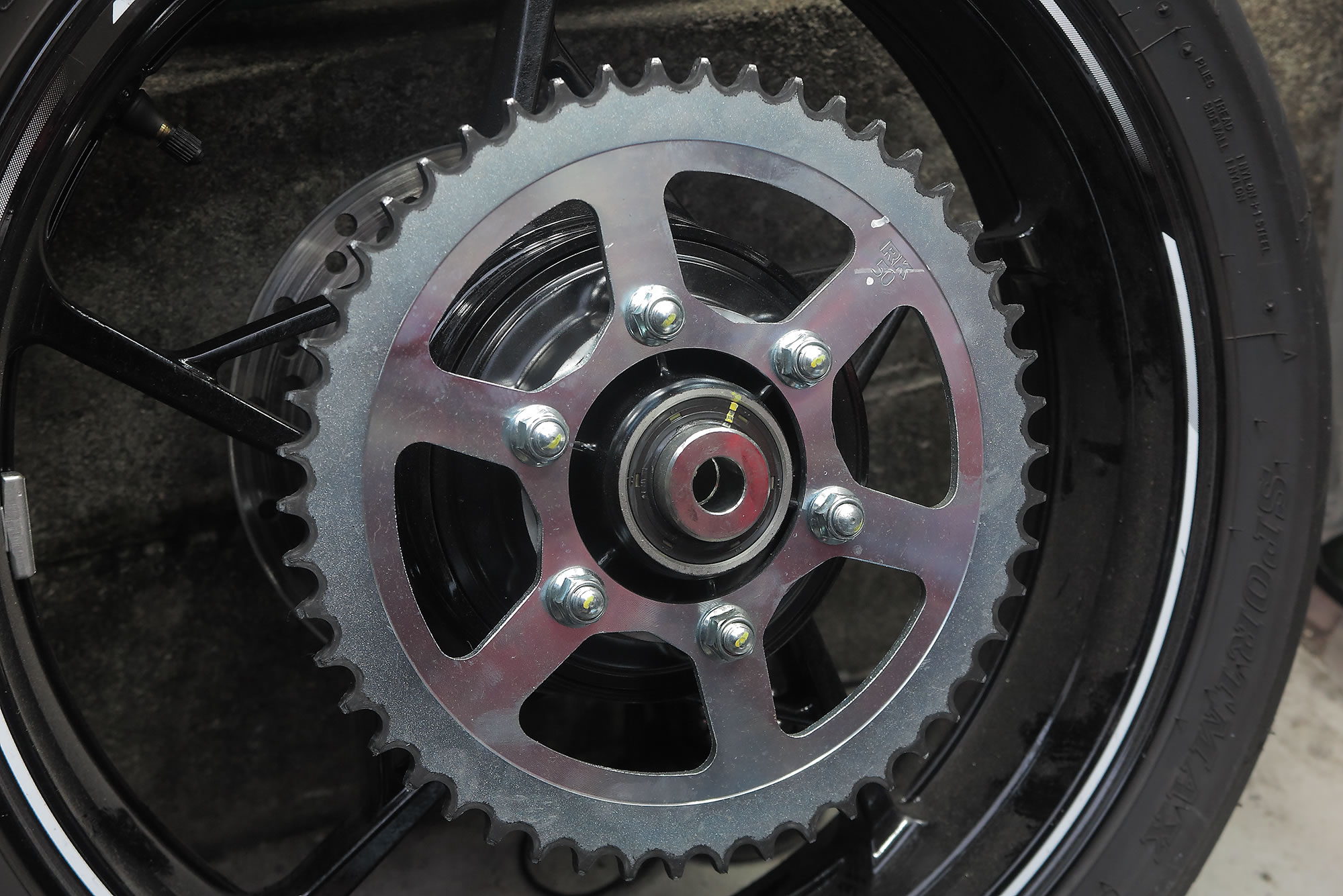 ZX-25R ドリブンスプロケット交換2