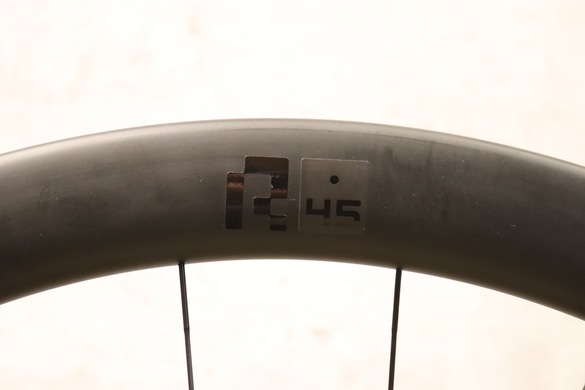 キャノンデール CANNONDALE ホログラム HOLLOWGRAM R45 カーボン