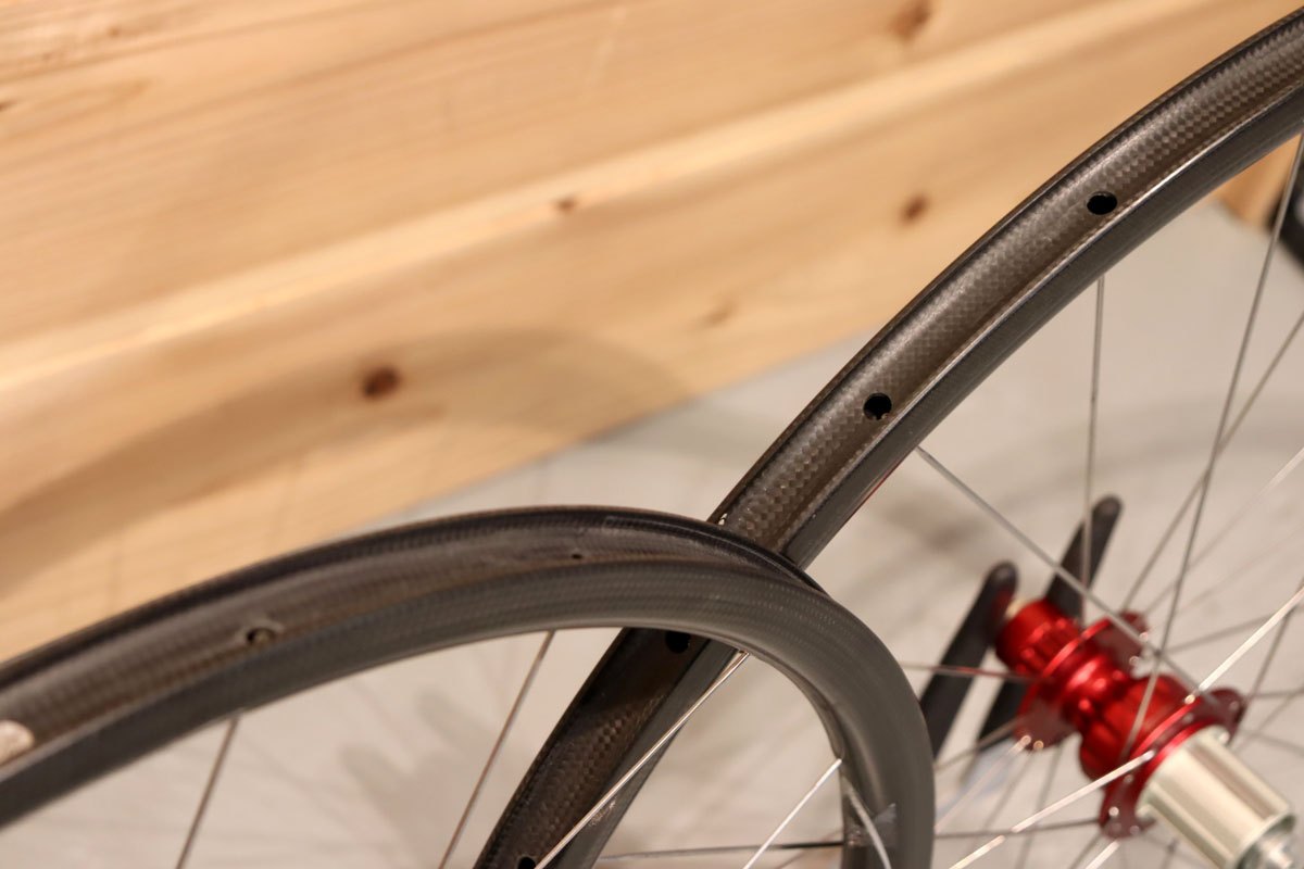 決算SALE ゴキソ GOKISO クライマーハブ カーボン クリンチャー