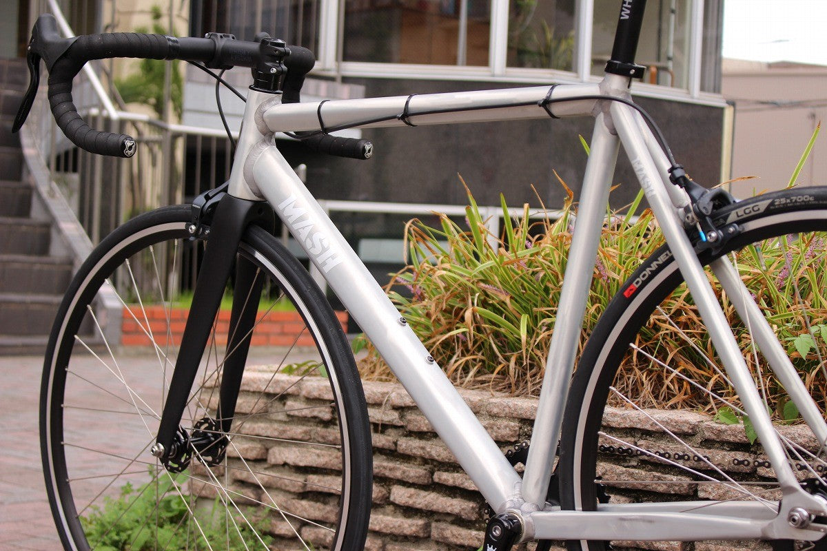 マッシュ MASH AC-2 L(56)サイズ 固定ギア アルミ ピストバイク