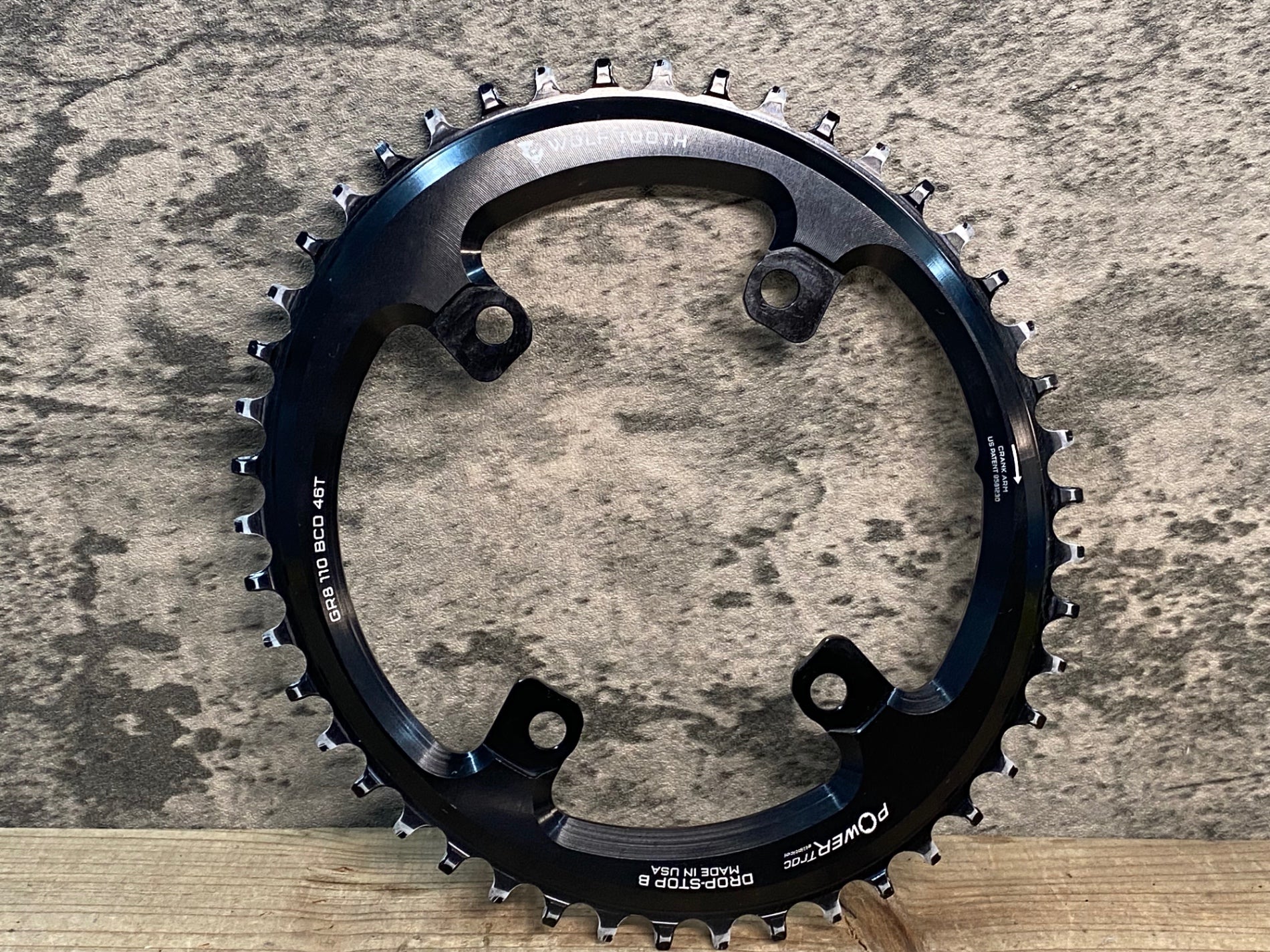 JH106 ウルフトゥース WOLFTOOTH DROP STOP B GR8 楕円チェーンリング