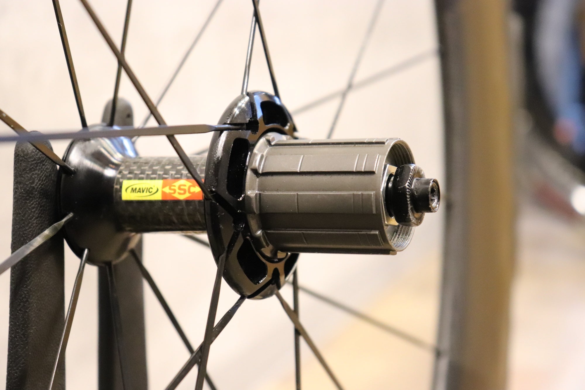 マヴィック MAVIC COSMIC CXR80 カーボン チューブラー シマノ 12/11S