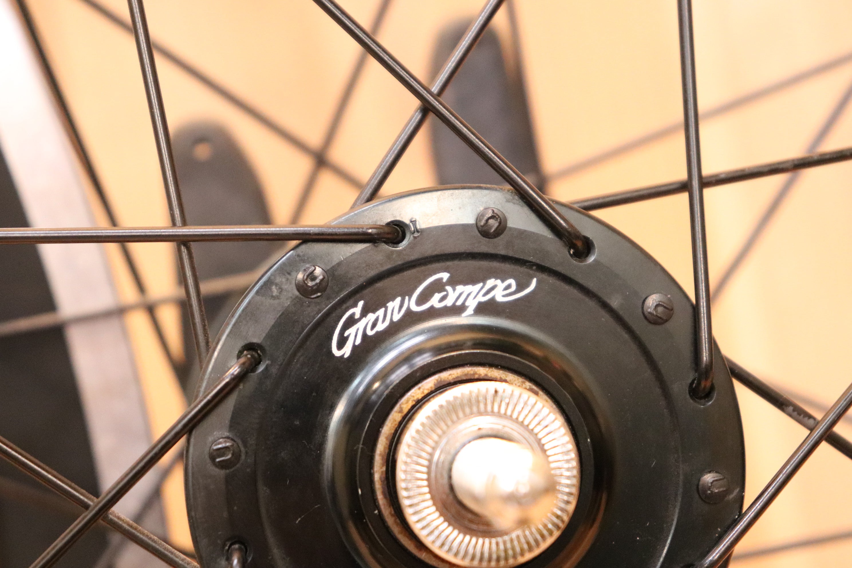 ヴェロシティ VELOCITY DEEP-V リム GRAN COMPE ハブ アルミ