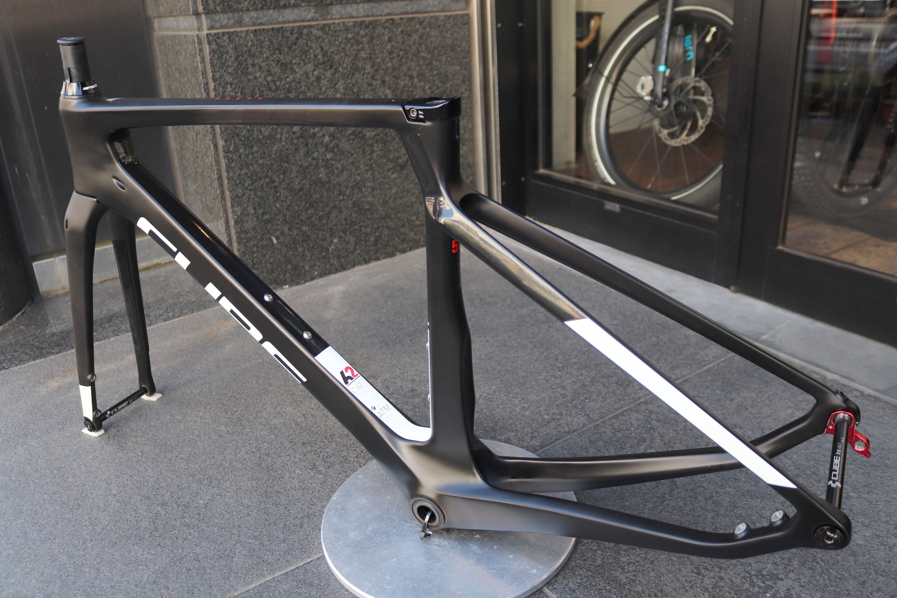 キューブ CUBE AGREE C:62 2017モデル 50サイズ カーボン ディスク