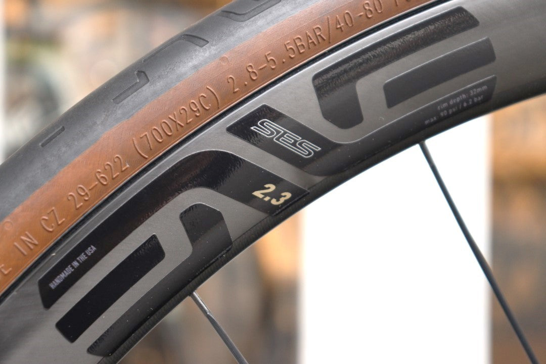 エンヴィ ENVE SES 2.3 NEW カーボン ディスク チューブレス ホイール