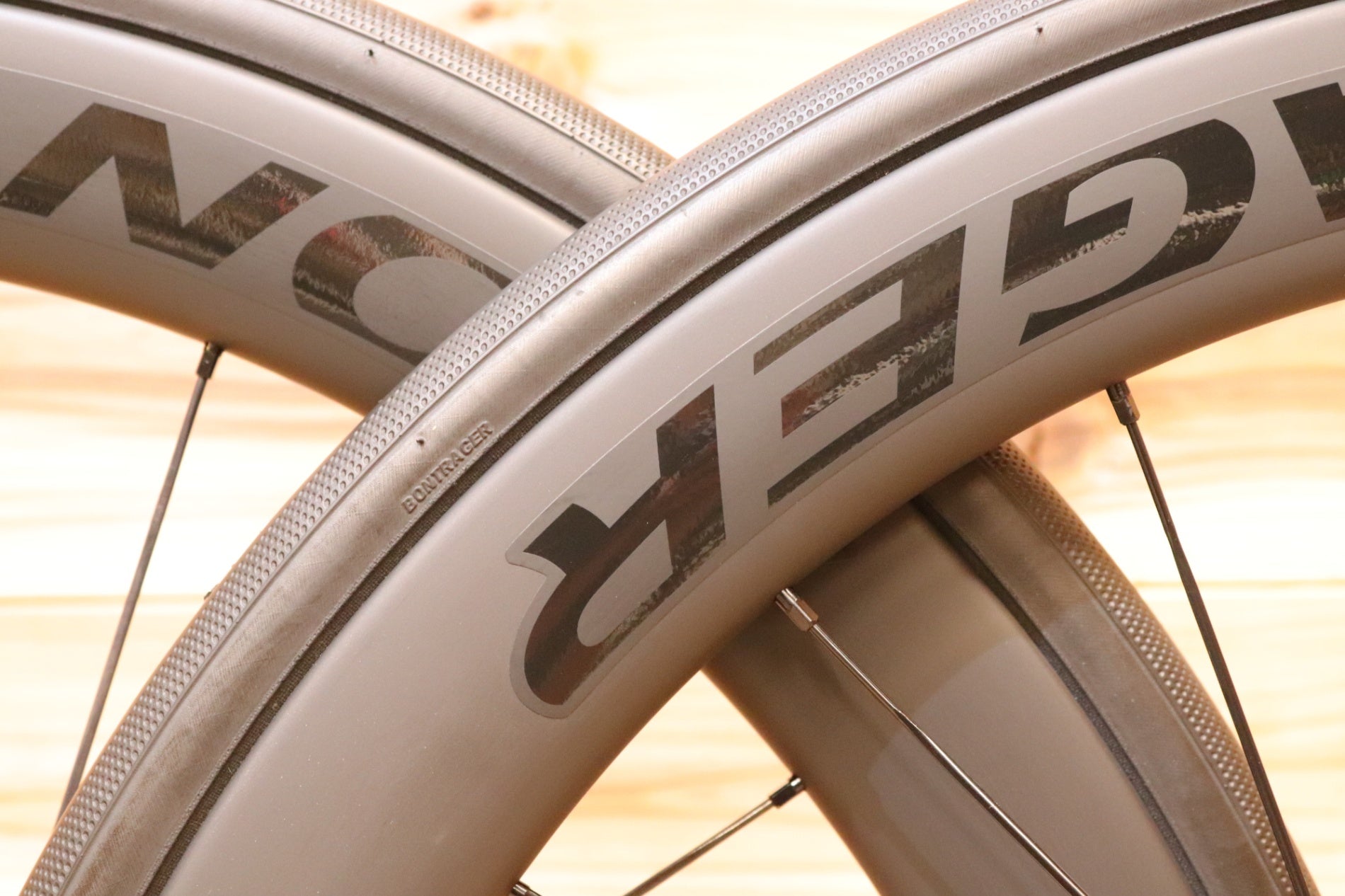 ボントレガー BONTRAGER アイオロス エリート AEOLUS ELITE 50 DISC