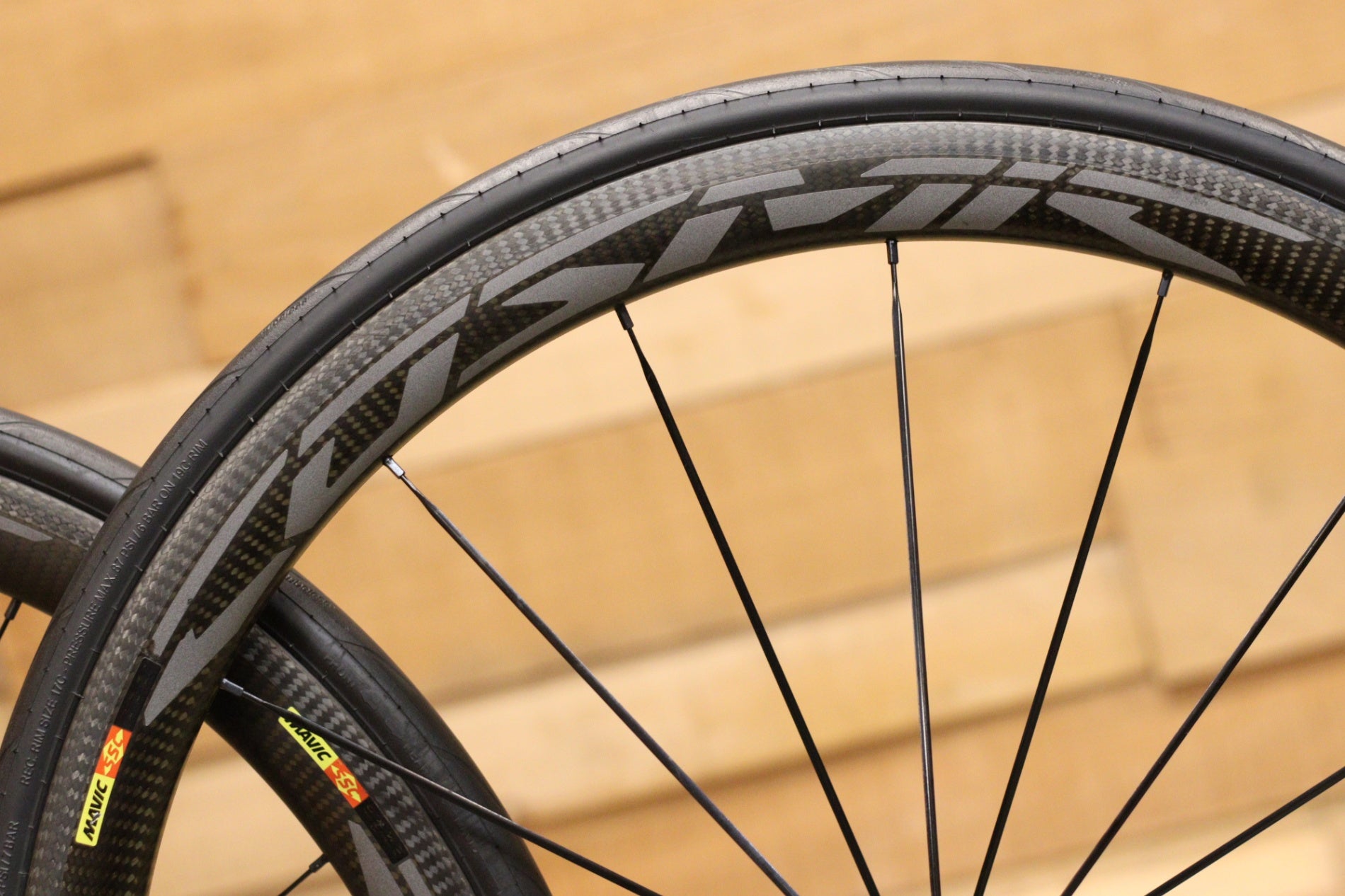 マヴィック MAVIC コスミック プロ カーボン COSMIC PRO CARBON SL UST