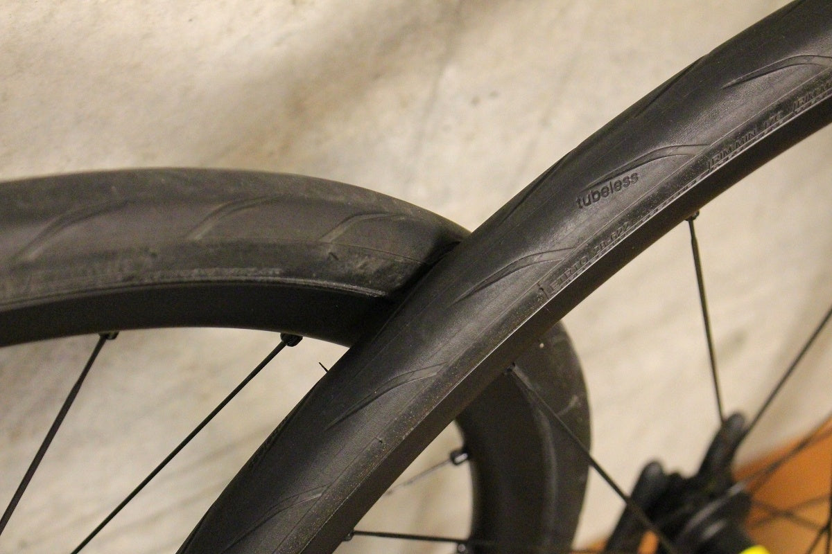 マヴィック MAVIC キシリウム KSYRIUM S 25 DISC アルミ チューブレス