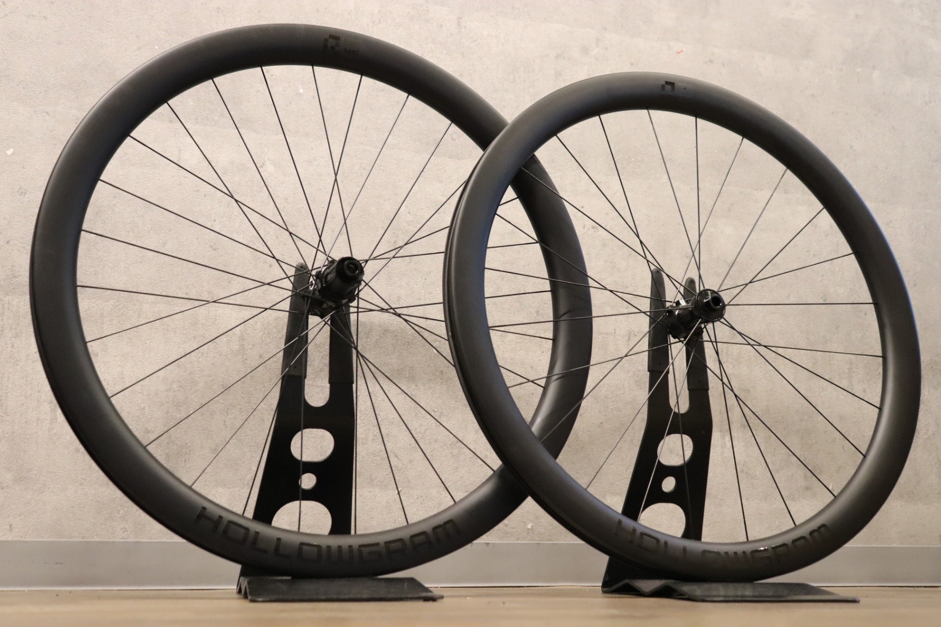 キャノンデール CANNONDALE ホログラム HOLLOWGRAM R45 カーボン