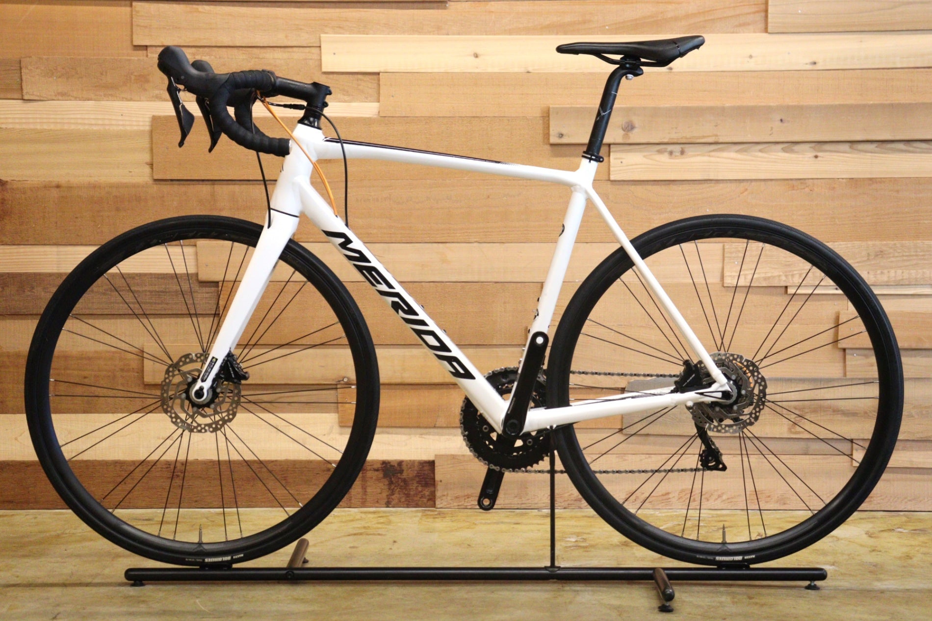 メリダ MERIDA スクルトゥーラ SCULTURA 400 DISC 2020年モデル 105