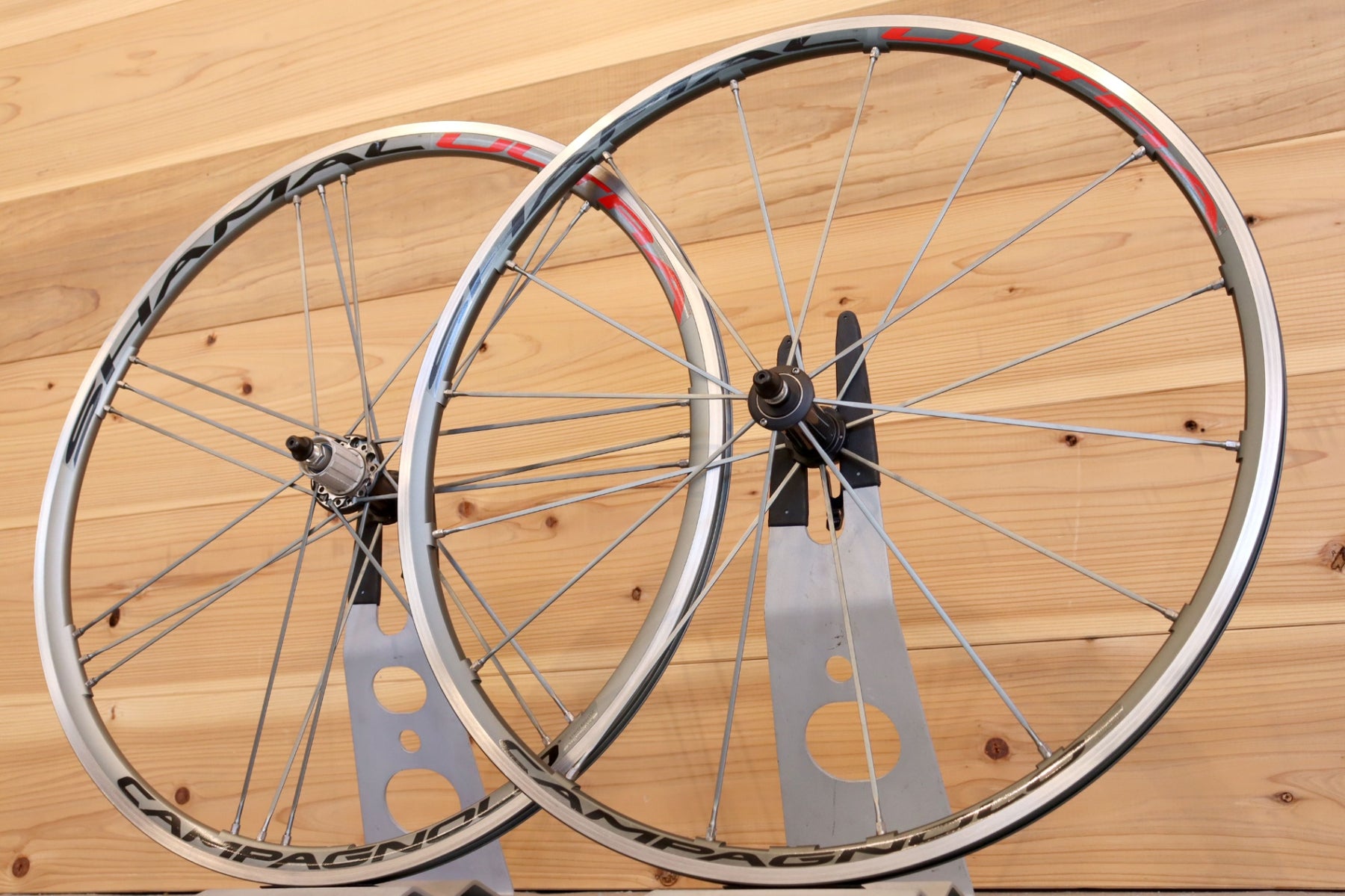 カンパニョーロ Campagnolo シャマルウルトラ チタンカラー SHAMAL