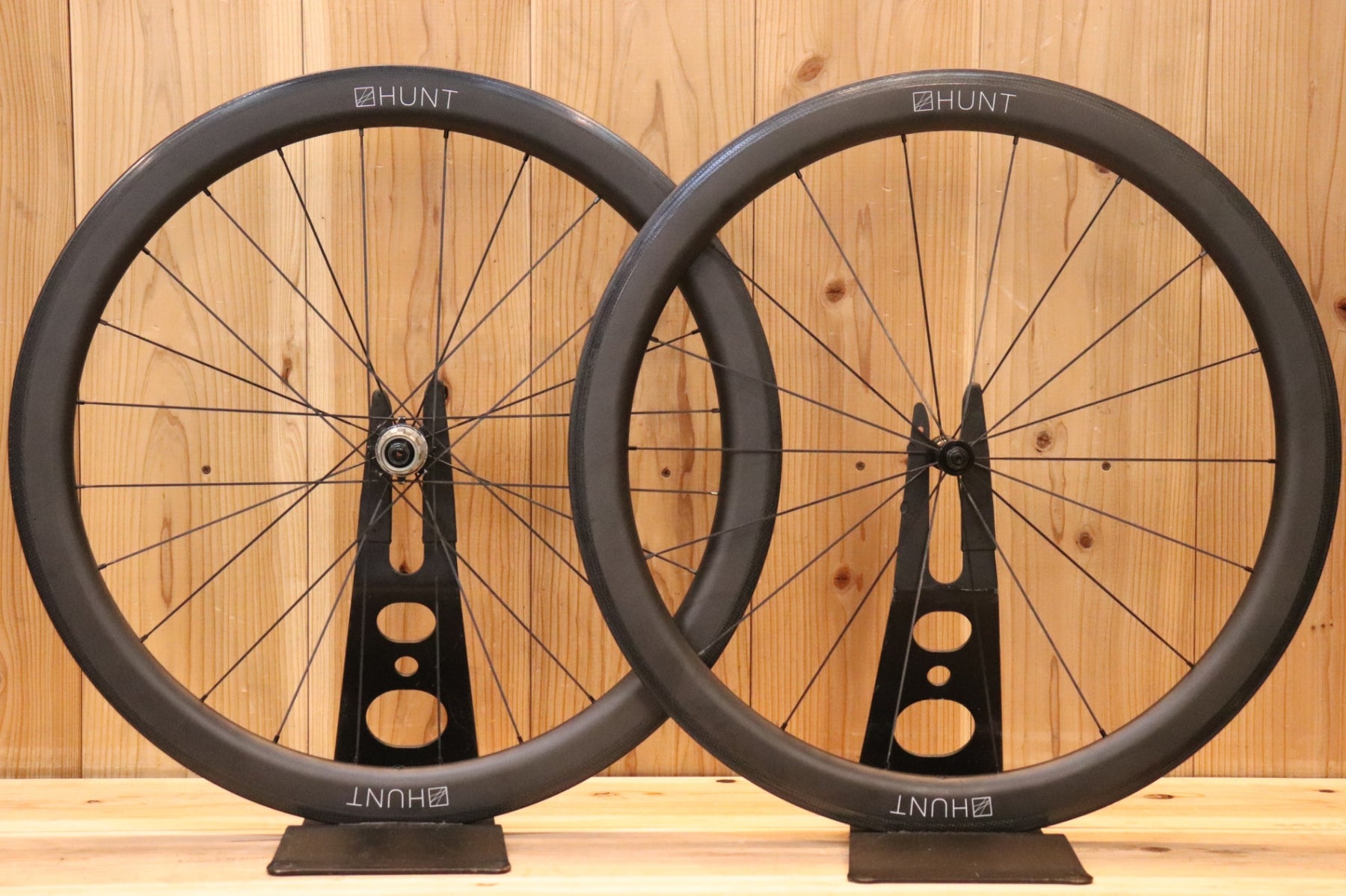 ハント HUNT 50 Carbon Wide Aero カーボン チューブレスレディ