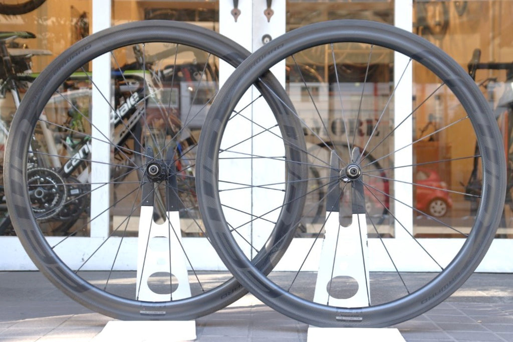 ファストフォワード FFWD F4R FCC DT180 CERAMIC CARBON HUBS カーボン