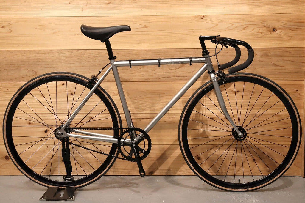 XisUqfC09D6IrYQepLolLLyTwIYFfo